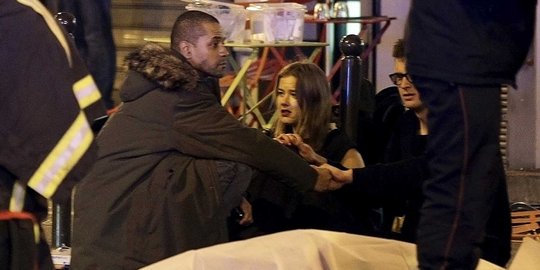 Teror Paris terkait Suriah, Presiden Hollande janji gempur teroris