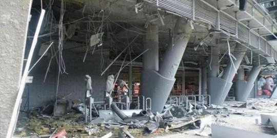 5 teror bom yang ancam laga sepakbola dunia, indonesia termasuk!