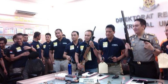 Polisi ciduk pemilik senjata api di Depok dan Jakarta Pusat