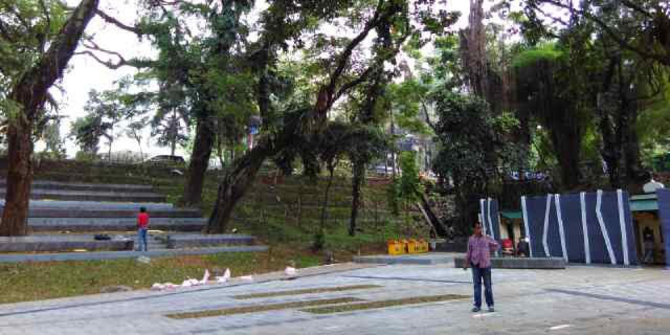Awas, pohon tua di Taman Ekspresi dan Peranginan Bogor rawan tumbang