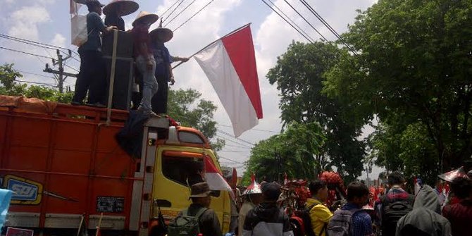Putusan sengketa pembangunan pabrik semen,warga padati PTUN Semarang