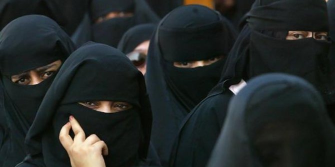 Kanada cabut larangan perempuan muslim memakai cadar