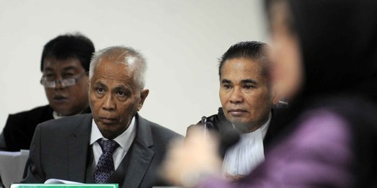 Dituduh istri Gatot suap Dirdik Kejagung, Kaligis minta konfrontasi