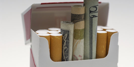 Tarif cukai naik, harga rokok per 1 Januari 2016 akan makin mahal