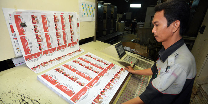 Pilkada kurang dari sebulan, KPU karawang baru cetak surat suara