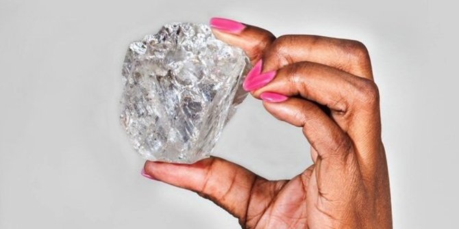 Ini berlian terbesar yang pernah ditemukan dalam 100 tahun terakhir