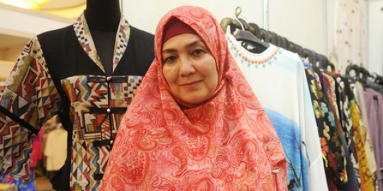 Tak lagi nyaman main film \'panas\', Eva Arnaz pilih bertaubat