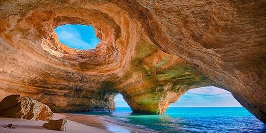 cave algarve coast portugal rev1