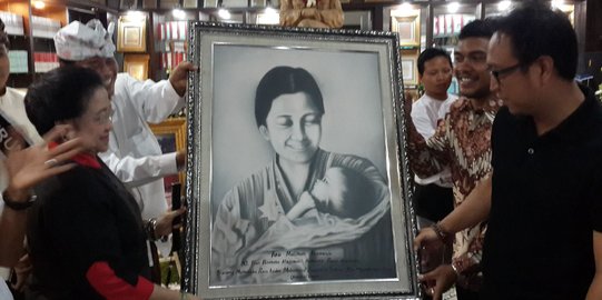 Mega resmikan museum Bung Karno, momen lahirnya Prananda diabadikan