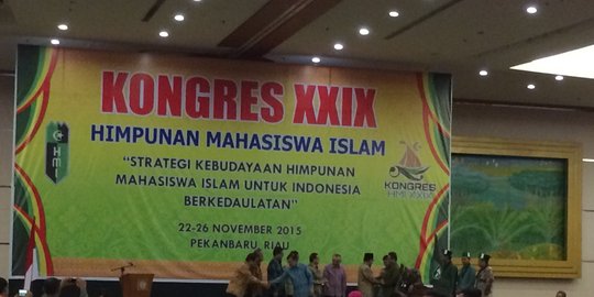 Usai dibuka, panitia dan pengurus HMI ribut soal tempat sidang