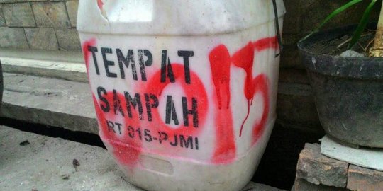 Jejak coretan merah dan pencurian di Jurang Mangu