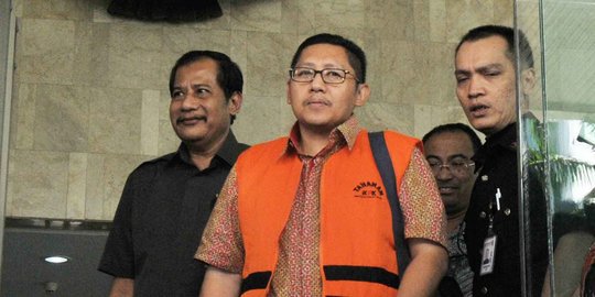 Nazar digantung di Monas dan perseteruan Anas dengan SBY