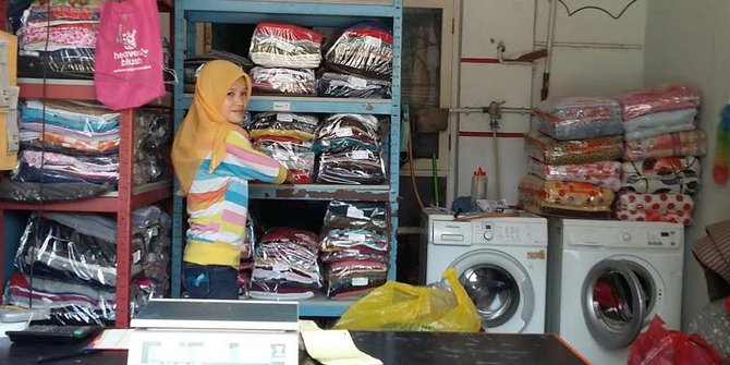 Musim hujan pengusaha laundry  kiloan  di Depok kebanjiran 