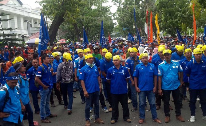 demo buruh di medan