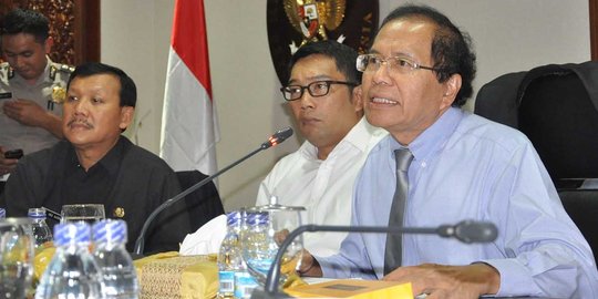 Menko Rizal beri sinyal kegaduhan kontrak Freeport disengaja