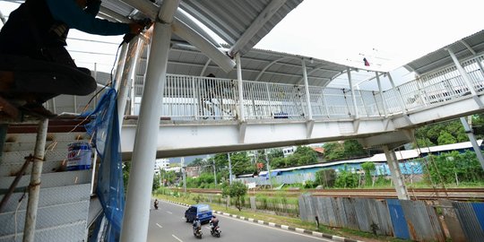 Kalau tidak terpaksa, warga ogah naik JPO