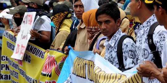 Hari Guru dan ketidakjelasan nasib para GTT Kota Kediri