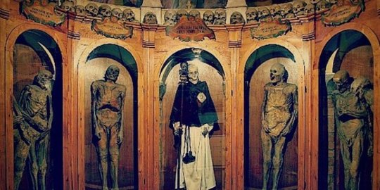 morti church of the dead di urbino italia rev1