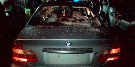 Tabrak pemotor lalu kabur, sopir BMW nyaris dihajar massa di Tebet