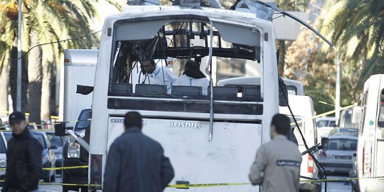 Ini bus pengawal Presiden Tunisia yang dibom pelaku teror