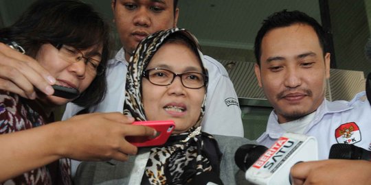 Satu jam diperiksa KPK, Sekjen DPR dicecar soal suap ke Rio Capella
