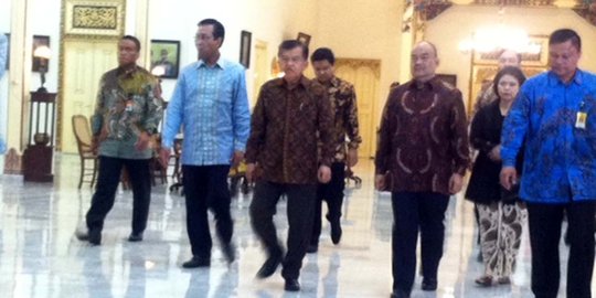 Ucapkan belasungkawa, Wapres JK kunjungi keluarga Paku Alam IX