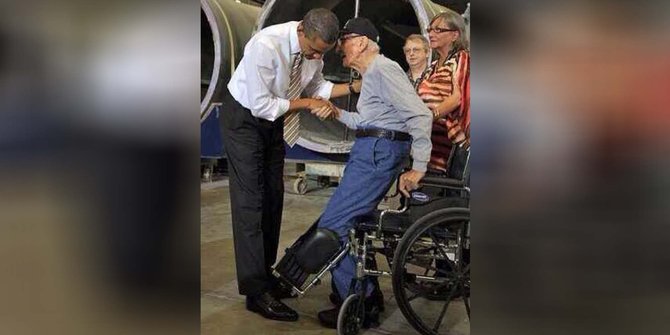 Kisah veteran tua di AS bertemu presiden bikin ribuan orang haru