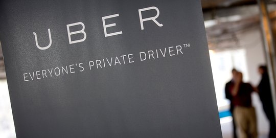 Bajak bankir teknologi dari Goldman Sachs, Uber siap IPO?