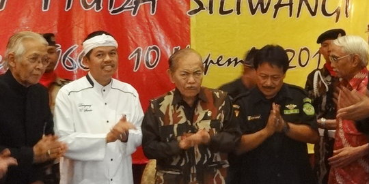 Bupati Purwakarta jawab kritik Habib Riziq lewat lagu 'sampurasun'