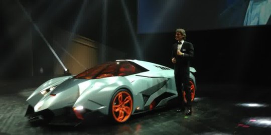 Lamborghini Egoista, mobil 'jahat' yang benar-benar egois!