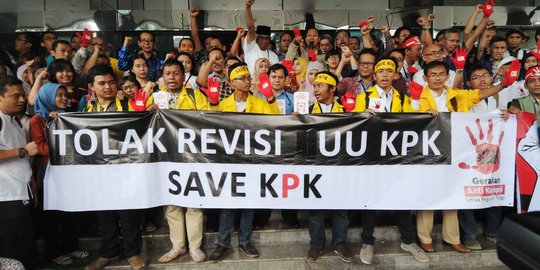 Plt pimpinan KPK kaget rencana revisi UU kembali mencuat
