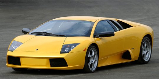 8 koleksi mobil mewah kobe bryant paling 'ngeri'!