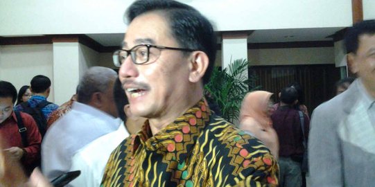 Menteri Ferry minta pejabat PPAT tak persulit warga urusi akta tanah