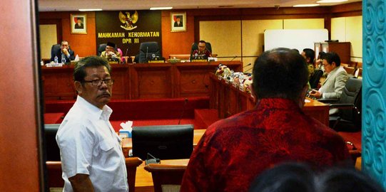 Sidang MKD hadirkan Sudirman Said, kader Golkar kembali bikin gaduh