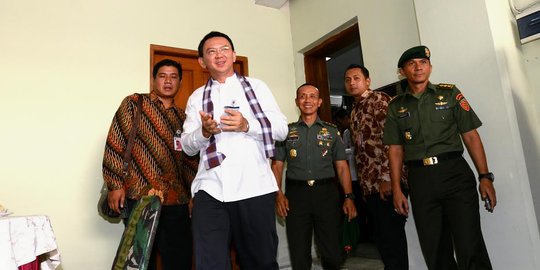 Ahok 'warning' pengusaha retail disiplin jual minuman beralkohol