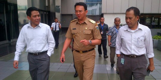 Ahok: Saya senang orang mundur, kasih peluang yang lain masuk