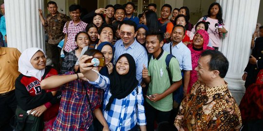 Ahok cari PNS baik untuk jadi cawagub di Pilgub DKI 2017