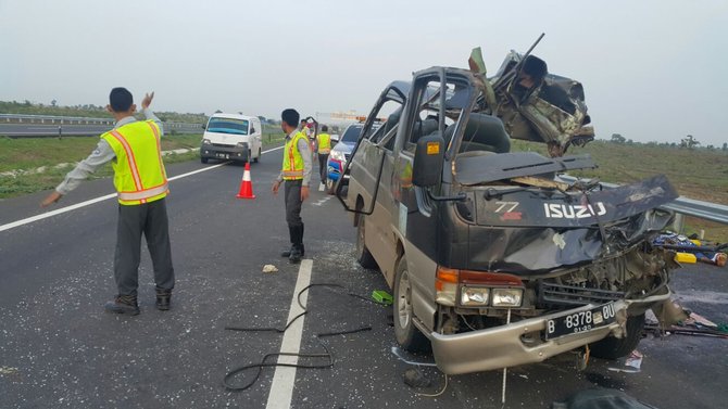 kecelakaan maut di tol cipali
