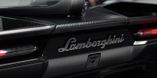 Jelang usia 100 tahun, Lamborghini siap rilis 'banteng' anyar!