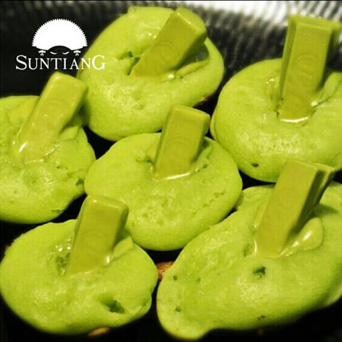 kue cubit kitkat green tea