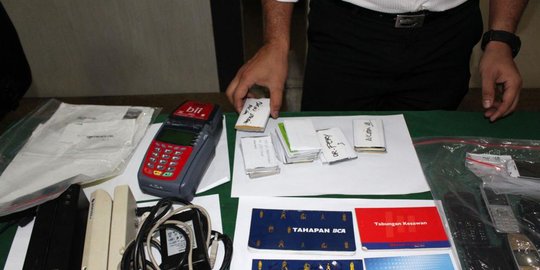 handal kartu kredit dan debit rev1