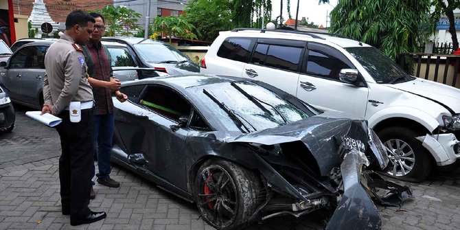 Kondisi membaik, sopir Lamborghini maut tabrak warung 