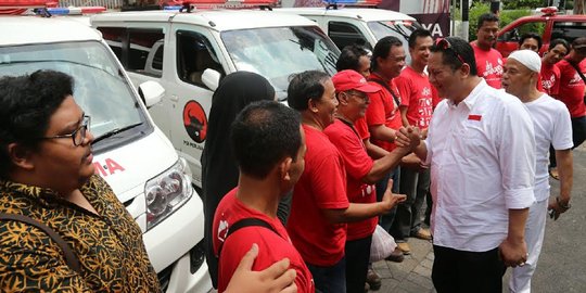 Akhiri kampanye Risma di Jambi, Whisnu gelar pengobatan gratis