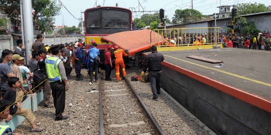 Polda Metro Jaya: Korban tewas KRL vs metromini jadi 15 orang