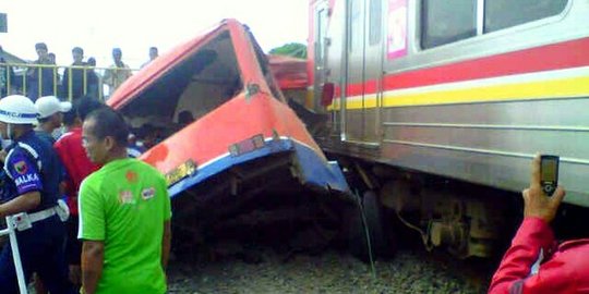 Sopir dan kernet Metromini maut di Muara Angke meninggal dunia