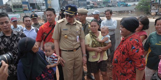 Ahok: Tanggung jawab tutup pintu perlintasan kereta urusan PT KAI