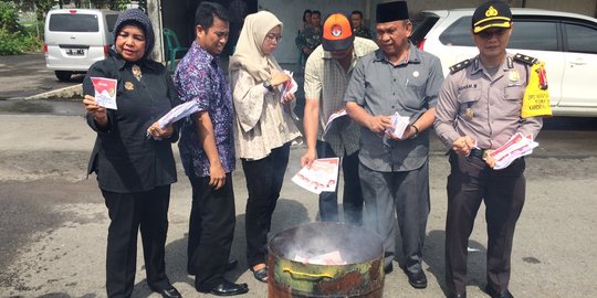 Sehari jelang pilkada, 1.087 surat suara dibakar