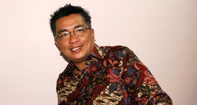 helmi yahya