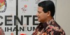 Besok, Ketua KPU Husni Kamil Manik mencoblos di Padang