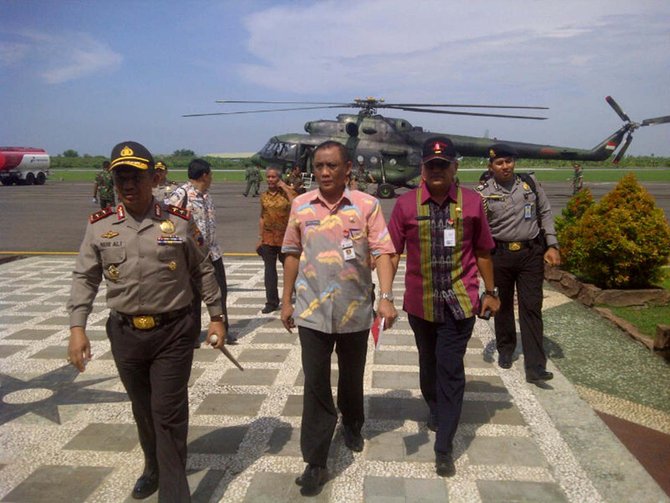 ganjar pantau persiapan pilkada pakai helikopter